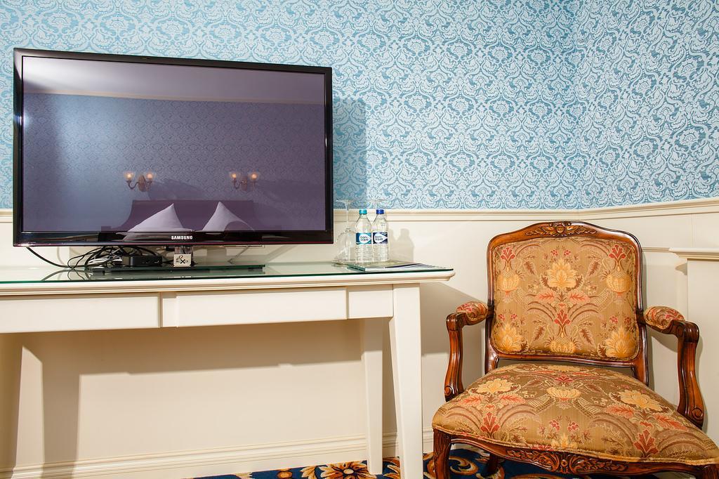 Ministerium Hotel Odessa Buitenkant foto