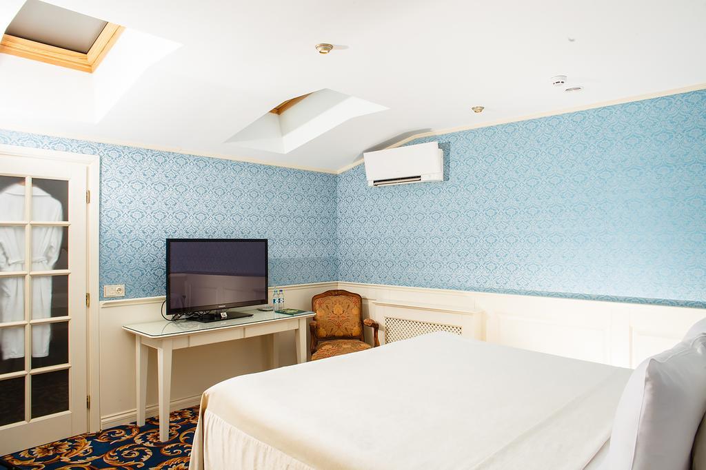 Ministerium Hotel Odessa Buitenkant foto