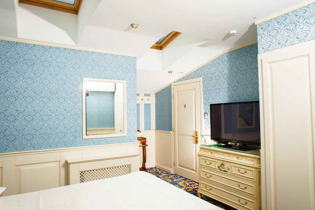 Ministerium Hotel Odessa Buitenkant foto